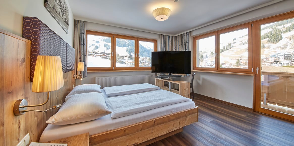 Junior Suite Turmelin im Hotel Johanneshof in Hinterglemm mit Panoramablick