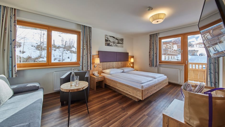 Junior Suite Jade im Hotel Johanneshof in Hinterglemm mit schönem Ausblick